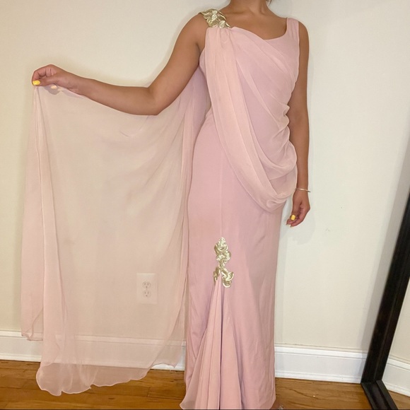 Grecian style Dress - Picture 4 of 15